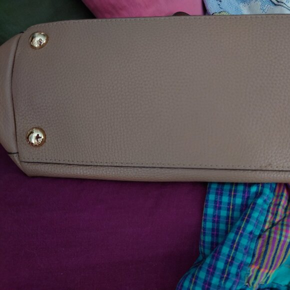 Michael Kors  Harper Tote - Picture 12 of 14